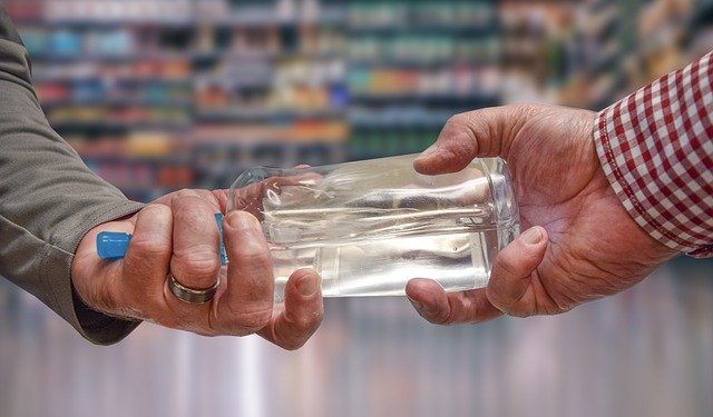 hand-sanitizer-4951013_640